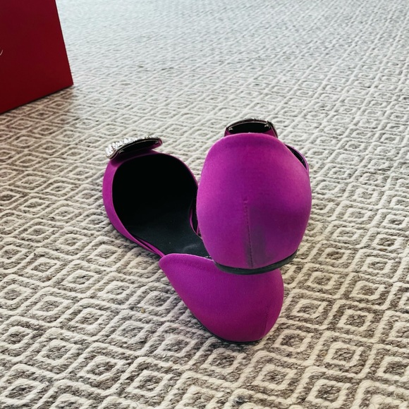 Roger Vivier Chips Strass Buckle Ballerinas - Picture 5 of 8